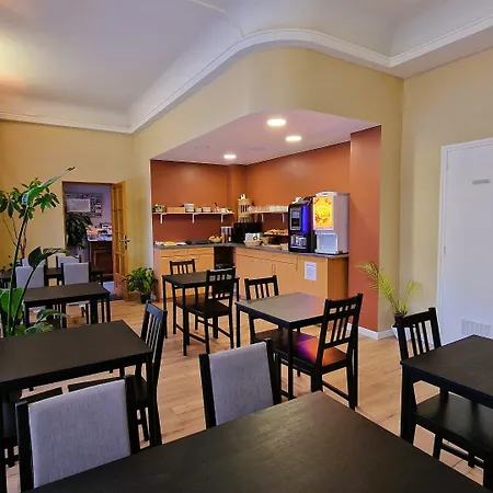 Mary's - Centre Gare Sncf ホテル