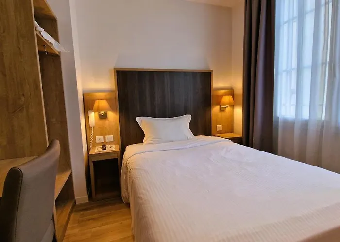 Mary's - Centre Gare Sncf Otel 3*